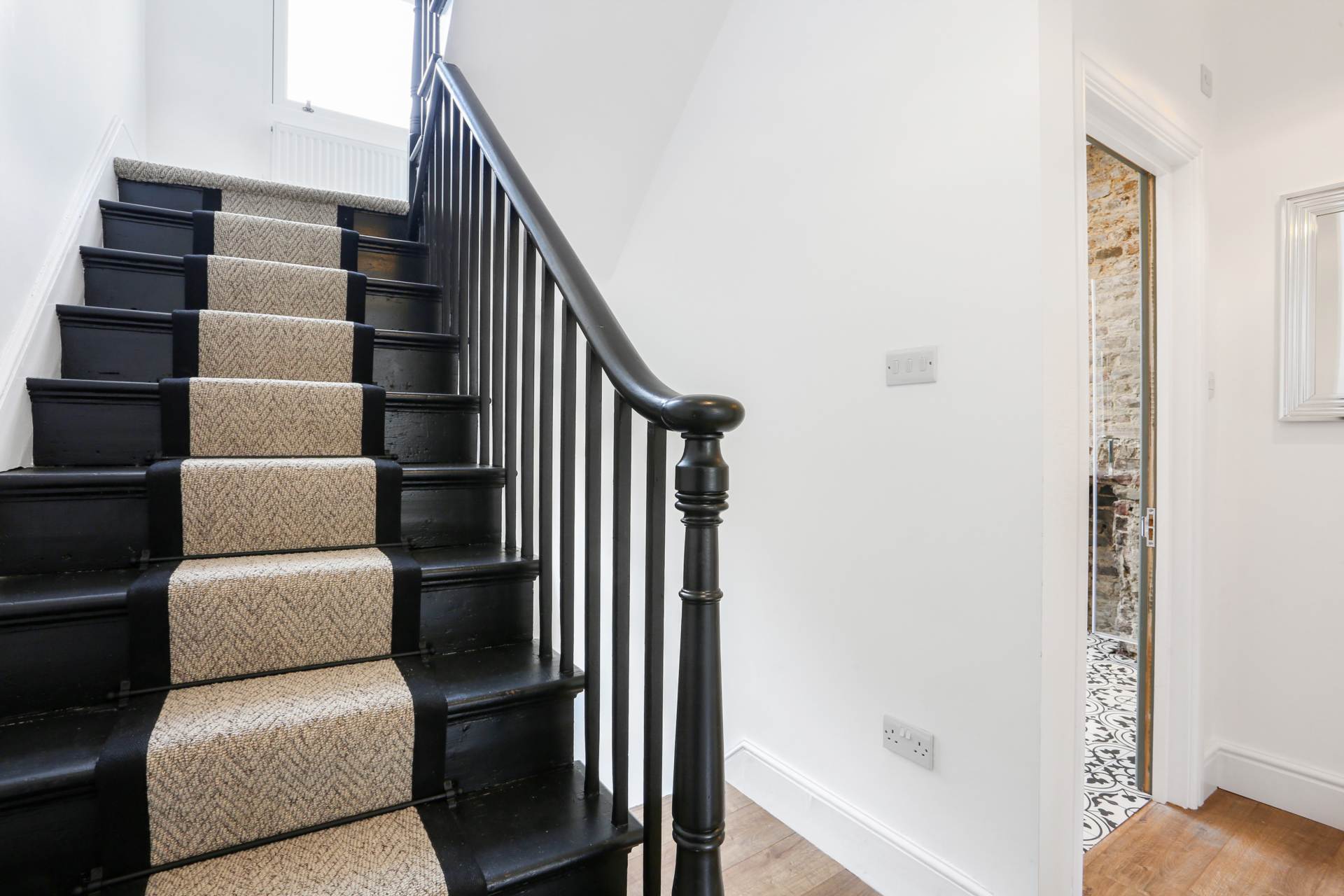 Additional Property Image 4 bedroom House to rent in London 38