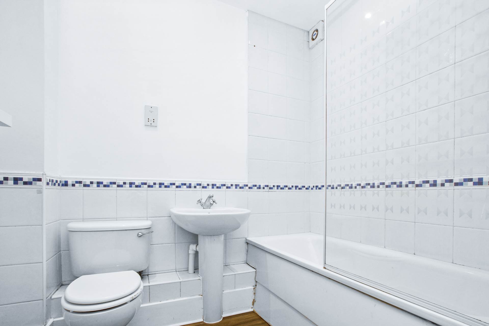 Additional Property Image 2 bedroom Apartment for sale in London 5