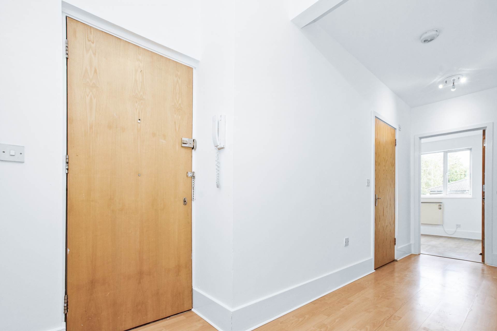 Additional Property Image 2 bedroom Apartment for sale in London 12
