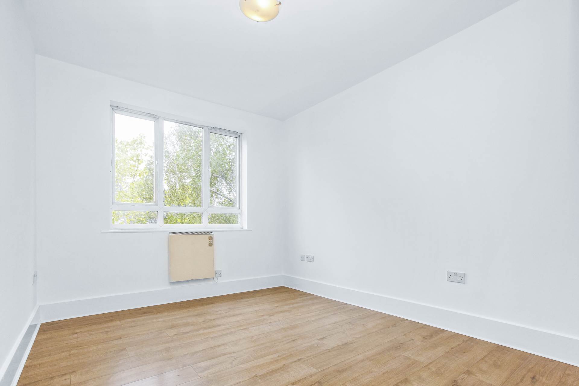 Additional Property Image 2 bedroom Apartment for sale in London 13