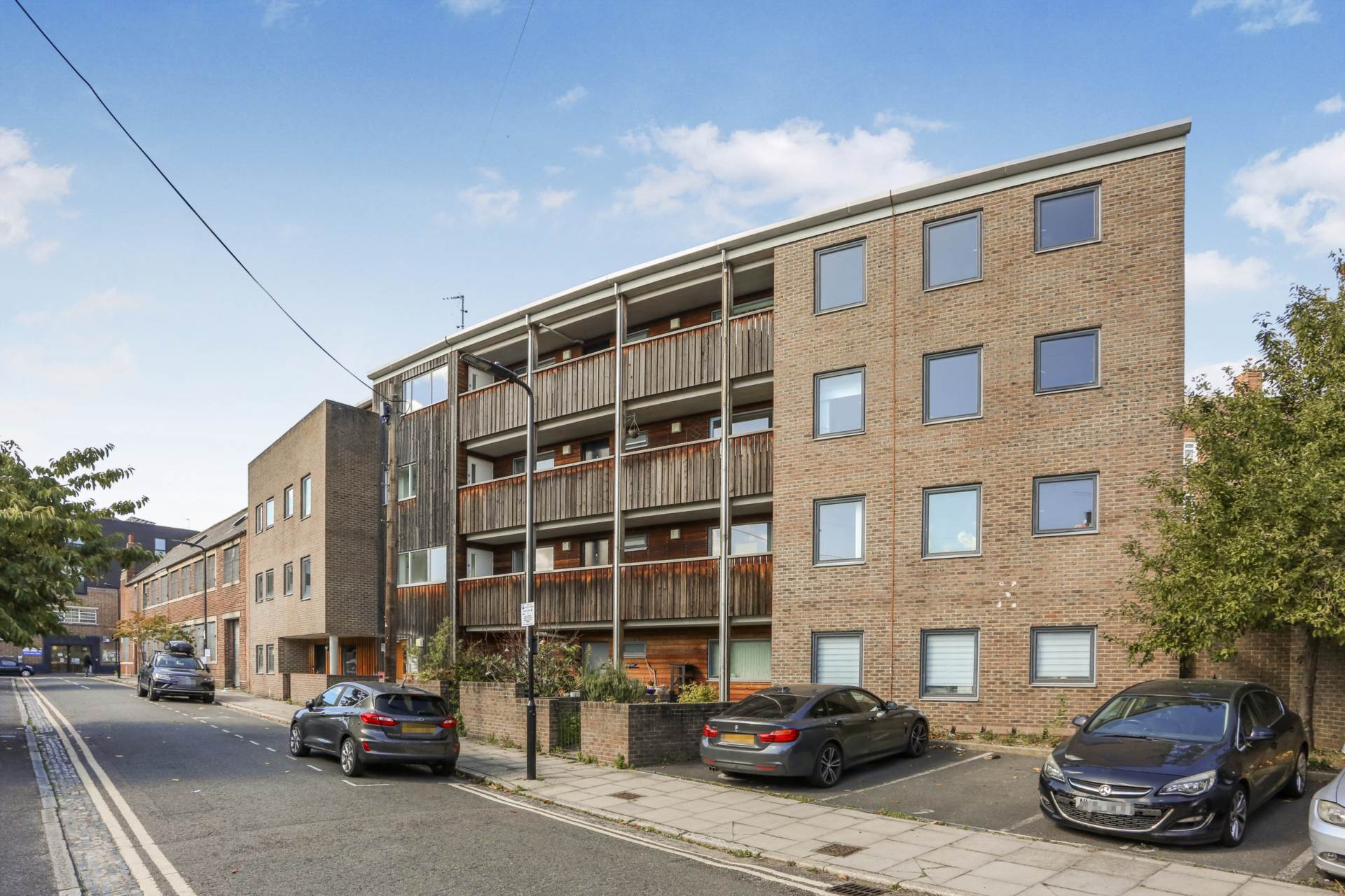 1 bedroom Apartment for sale in London