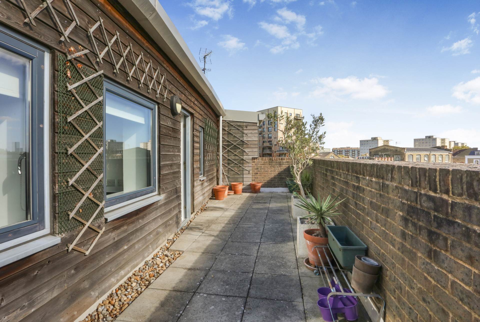 Additional Property Image 1 bedroom Apartment for sale in London 11
