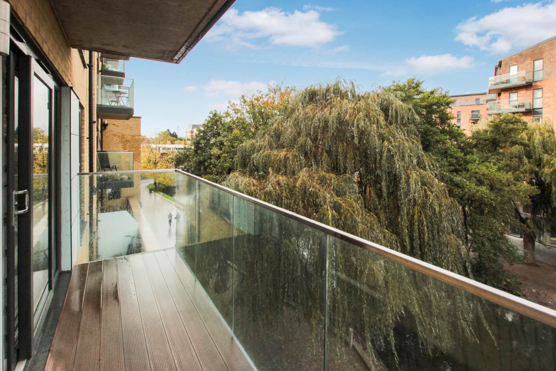 Additional Property Image 3 bedroom Apartment for sale in Dartford 3