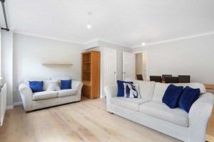3 bedroom House to rent in London