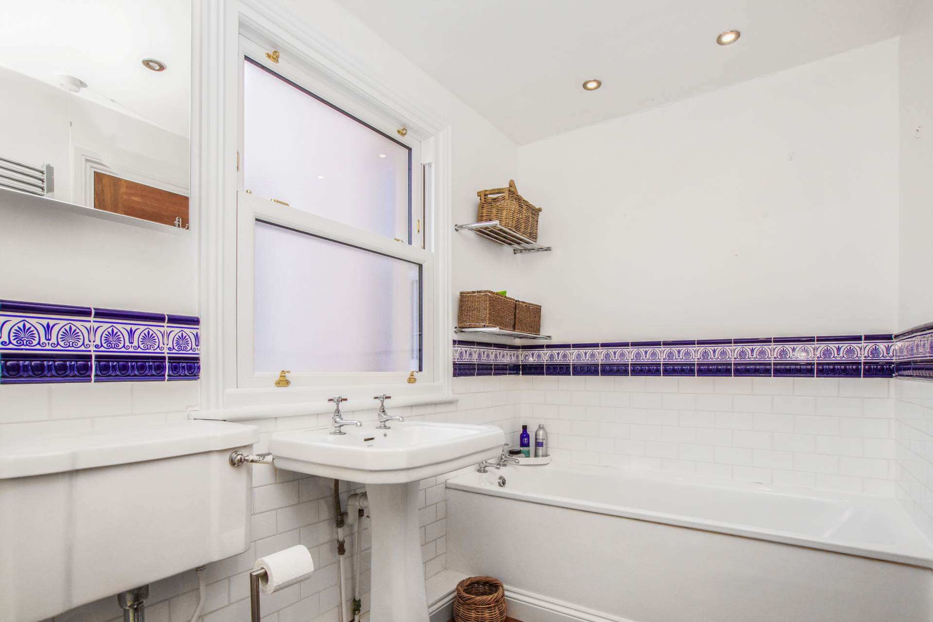 Additional Property Image 3 bedroom House for sale in London 13