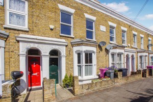 3 bedroom House for sale in London