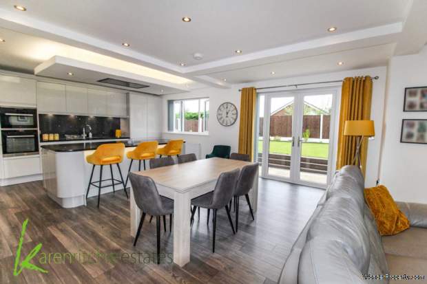 Additional Property Image 4 bedroom Detached for sale in Bolton 6