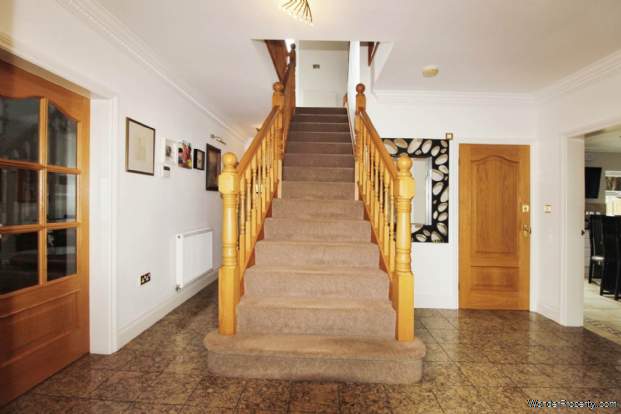 Additional Property Image 6 bedroom Detached for sale in Bolton 2