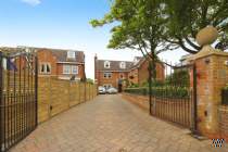 6 bedroom Detached for sale in Bolton