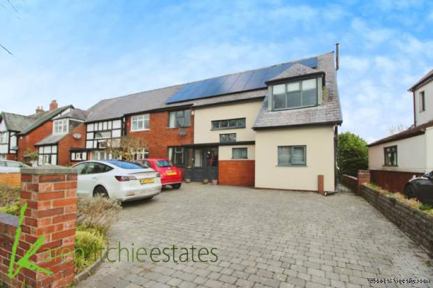 4 bedroom Semi Detached for sale in Bolton
