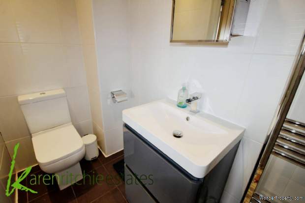 Additional Property Image 4 bedroom Semi Detached for sale in Bolton 14