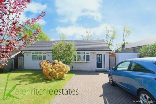 3 bedroom Bungalow for sale in Bolton