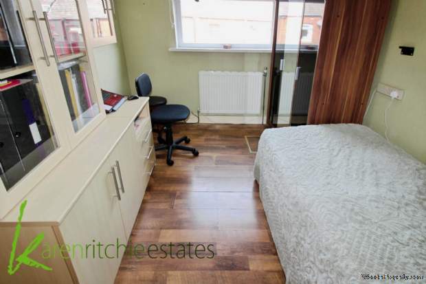 Additional Property Image 2 bedroom Terraced for sale in Bolton 8