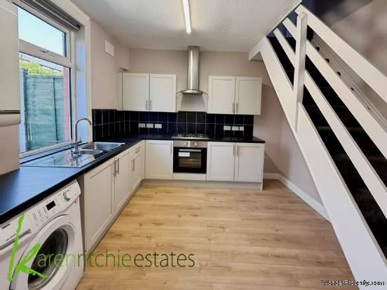 2 bedroom Terraced for sale in Bolton