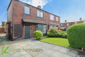 2 bedroom Semi Detached for sale in Bolton