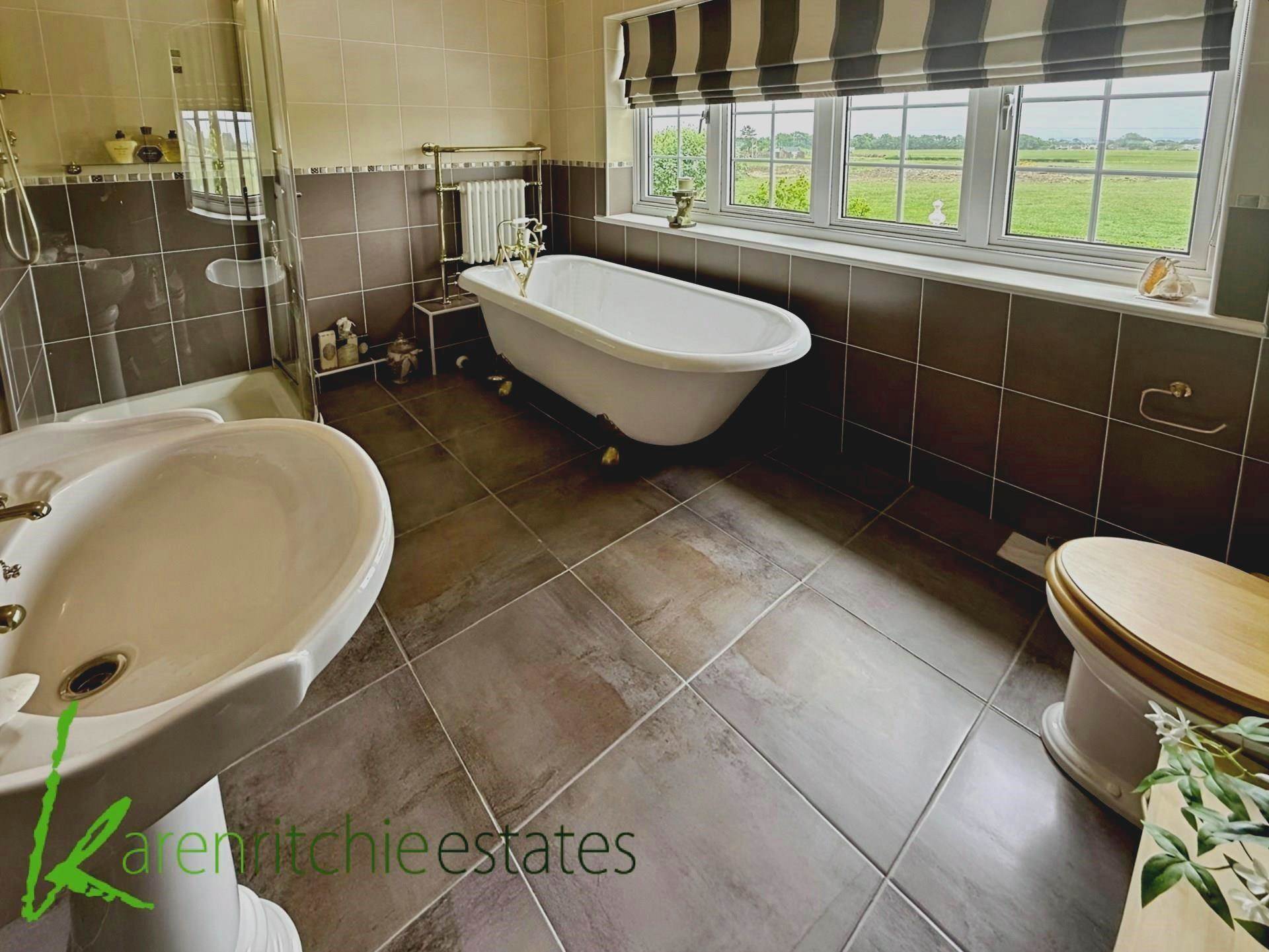 Additional Property Image 4 bedroom Detached for sale in Wigan 20