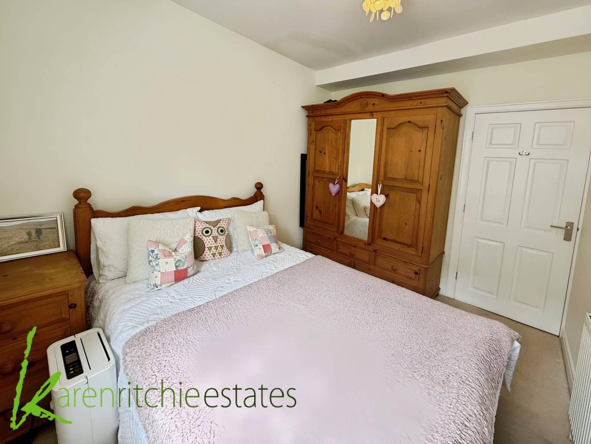 Additional Property Image 4 bedroom Town House for sale in Bolton 13