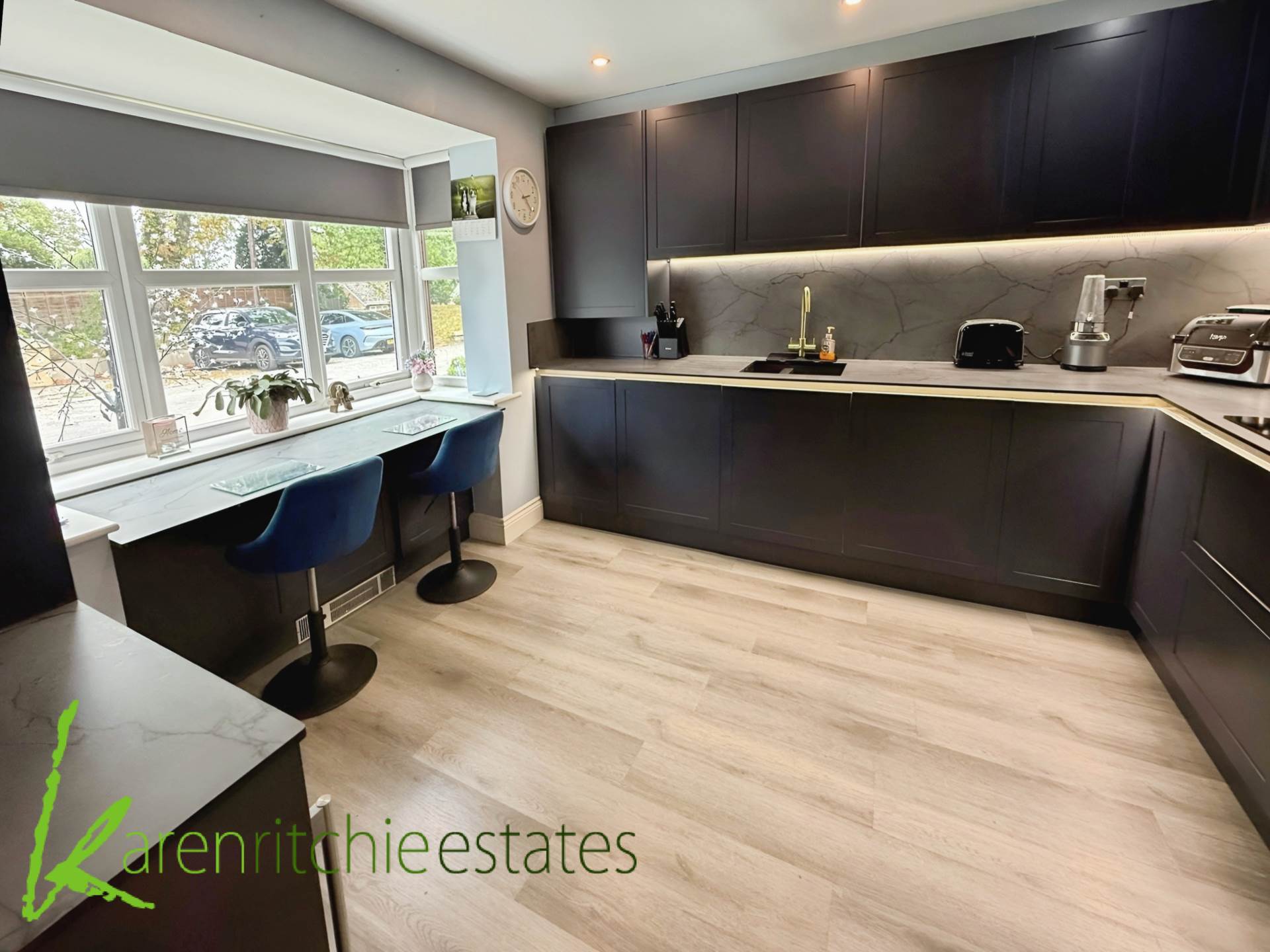 Additional Property Image 4 bedroom Triplex for sale in Bolton 3