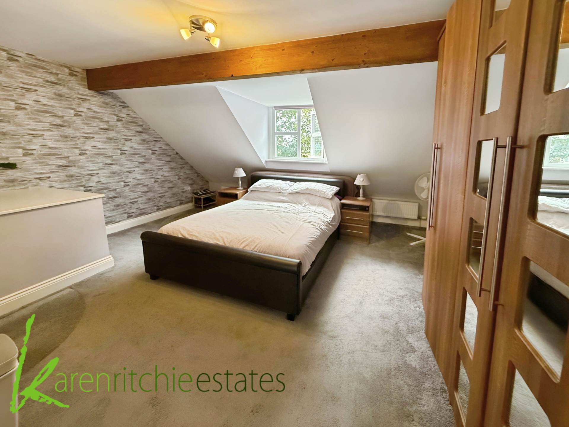 Additional Property Image 4 bedroom Triplex for sale in Bolton 10