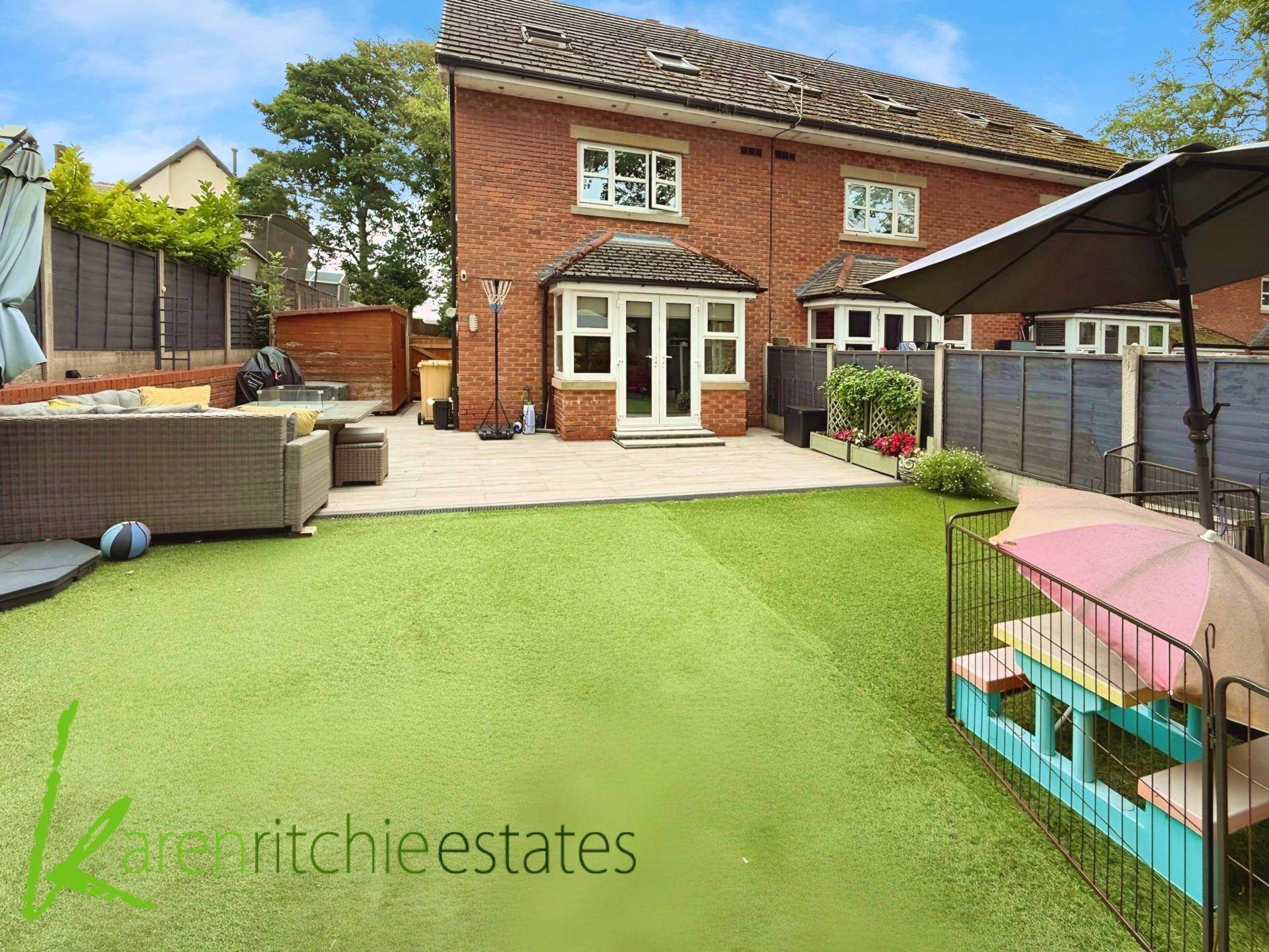 Additional Property Image 4 bedroom Triplex for sale in Bolton 21