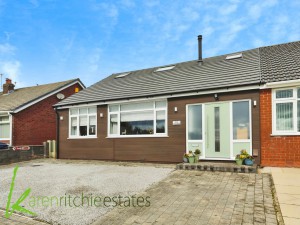3 bedroom Bungalow for sale in Bolton