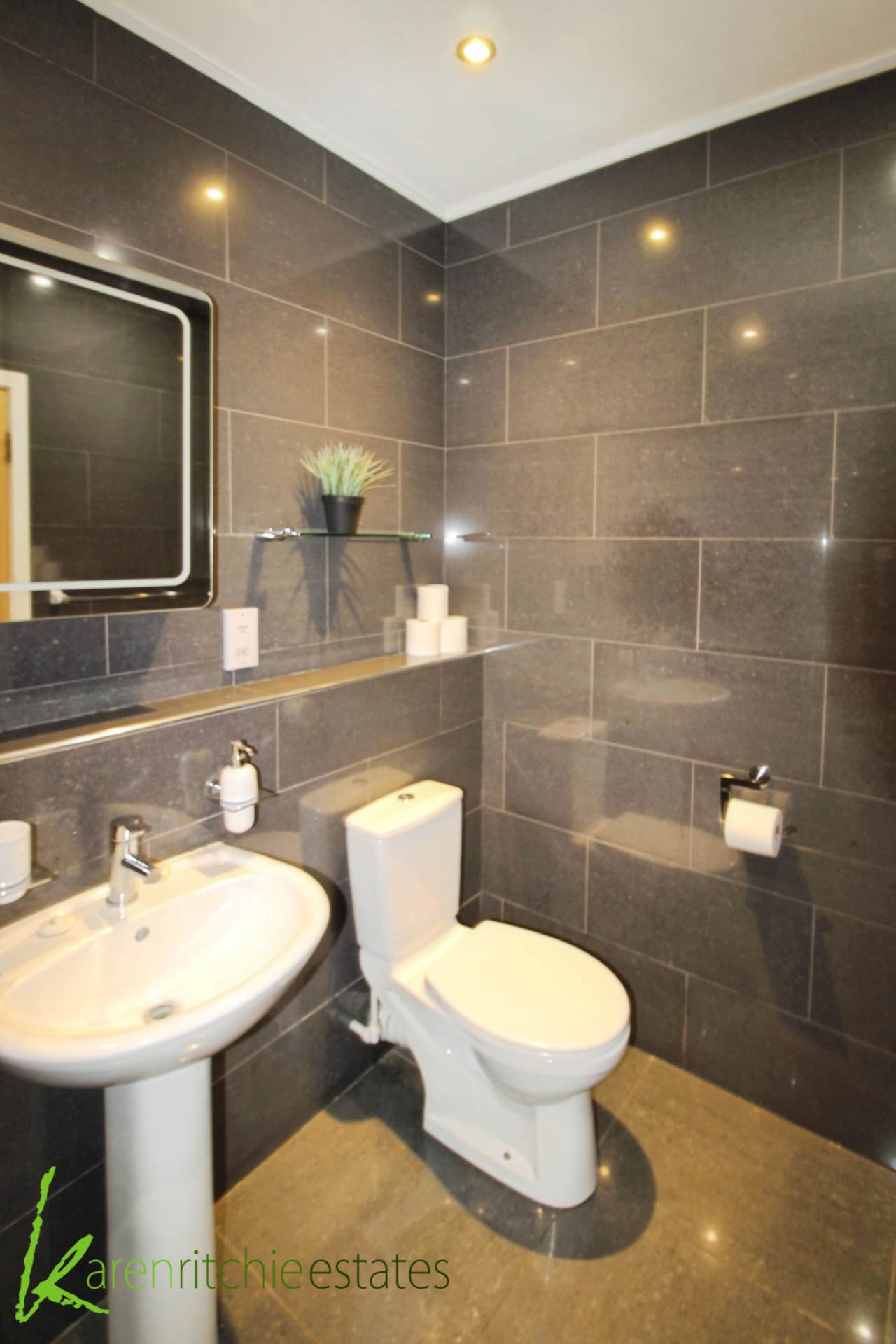Additional Property Image 1 bedroom Apartment for sale in Bolton 12