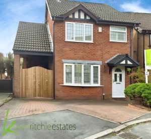 3 bedroom Detached for sale in Bolton