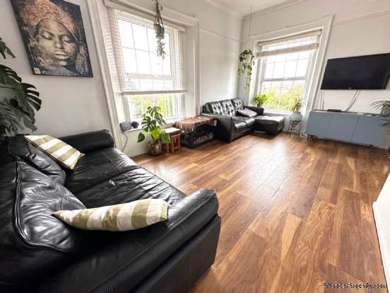 Additional Property Image 3 bedroom Maisonette for sale in Exmouth 4