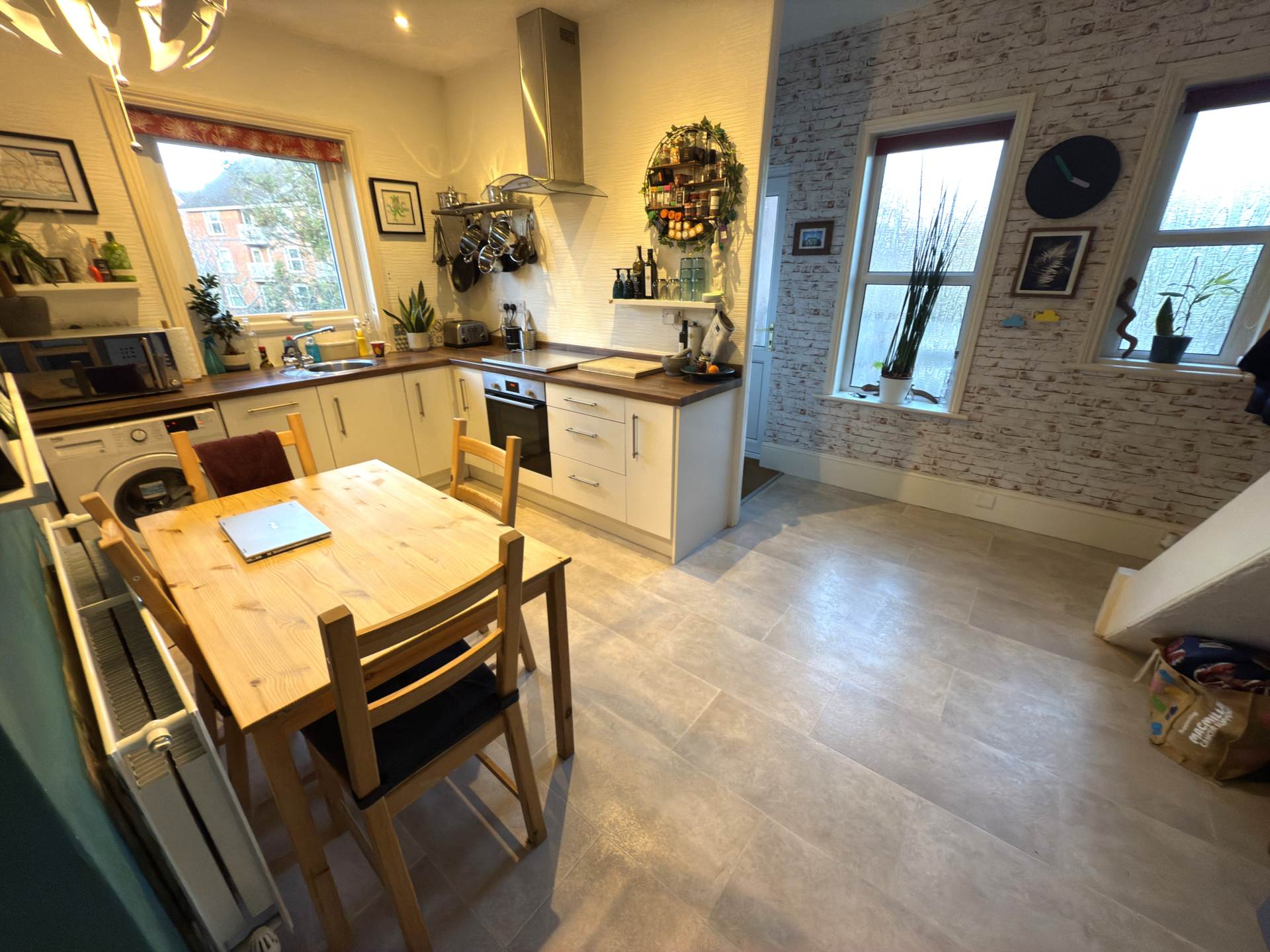 Additional Property Image 2 bedroom Flat for sale in Exmouth 7