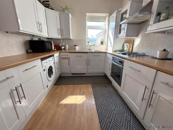 Additional Property Image 2 bedroom Flat for sale in Exmouth 2