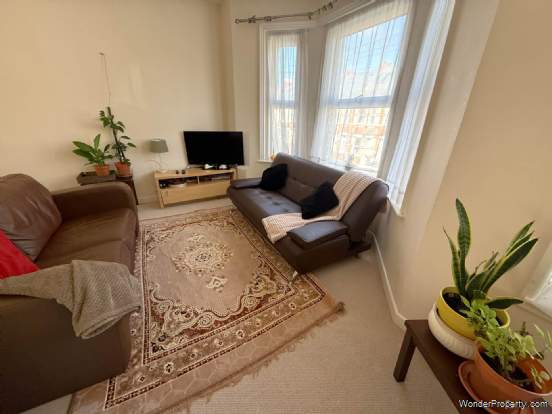 Additional Property Image 2 bedroom Flat for sale in Exmouth 4
