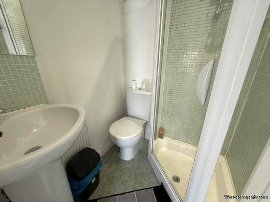 Additional Property Image 2 bedroom Flat for sale in Exmouth 11
