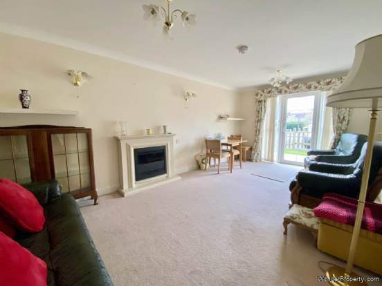 Additional Property Image 1 bedroom Flat for sale in Exmouth 2