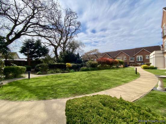 Additional Property Image 1 bedroom Flat for sale in Exmouth 10
