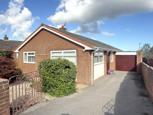 3 bedroom Detached Bungalow for sale in Exmouth