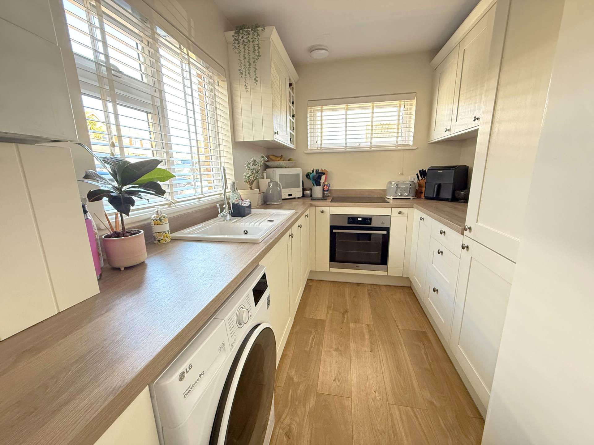 Additional Property Image 2 bedroom Semi Detached Bungalow for sale in Exmouth 9