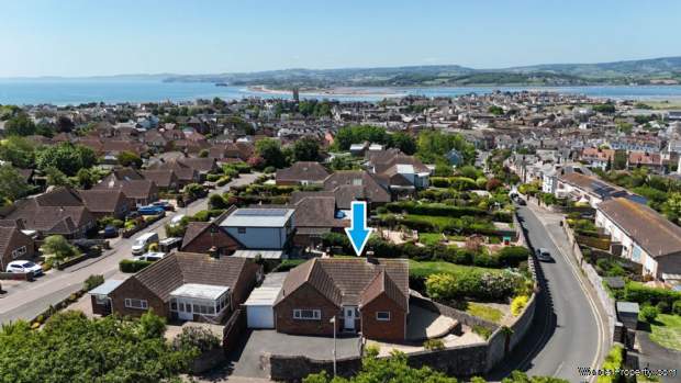 3 bedroom Detached Bungalow for sale in Exmouth