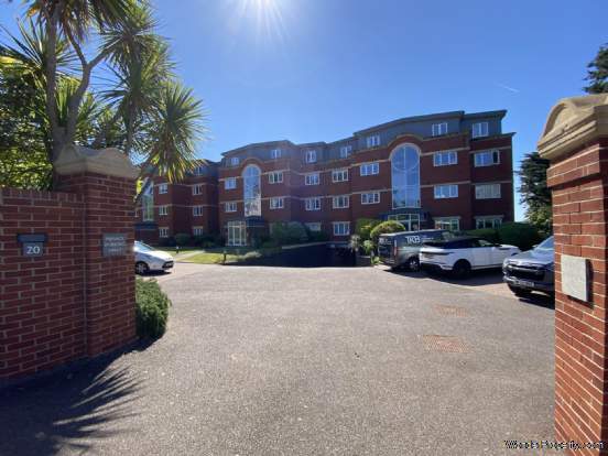 Additional Property Image 2 bedroom Flat for sale in Exmouth 16
