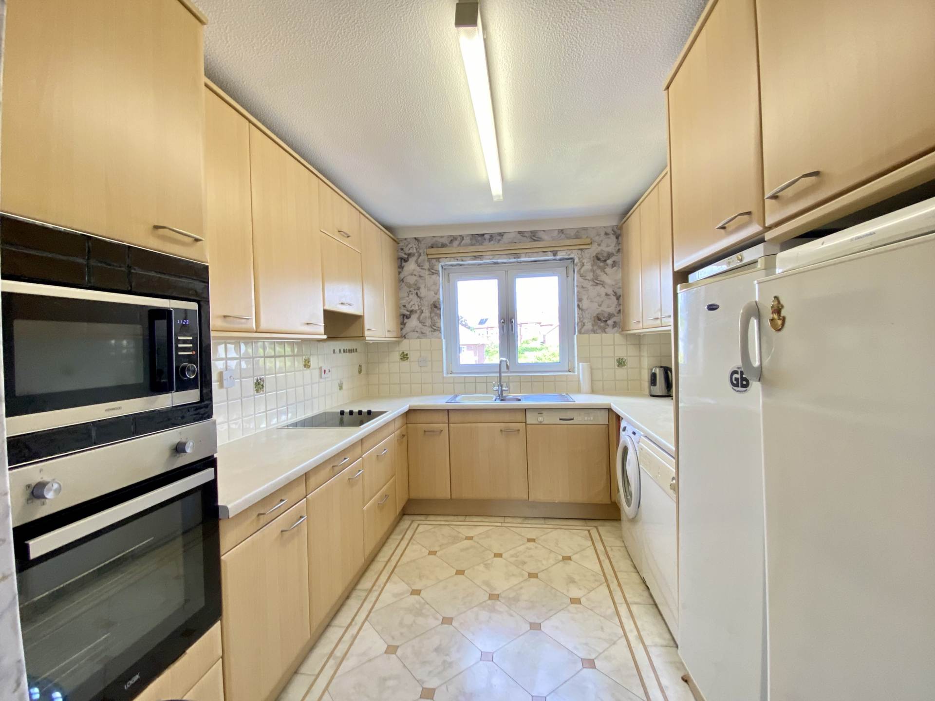 Additional Property Image 3 bedroom Flat for sale in Exmouth 2