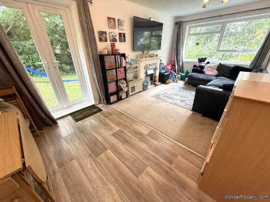 Additional Property Image 2 bedroom Flat for sale in Exmouth 2