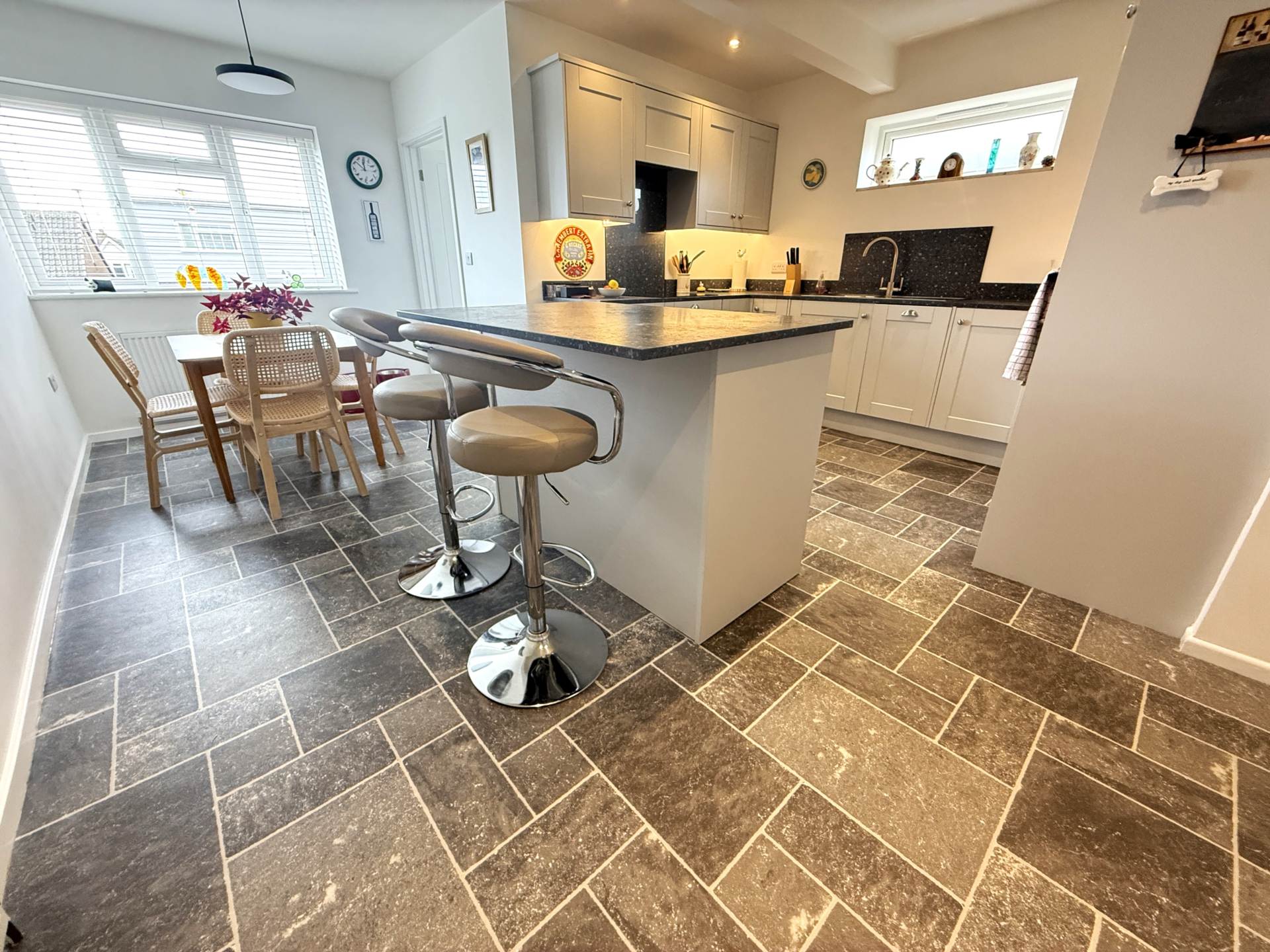 Additional Property Image 2 bedroom Detached Bungalow for sale in Exmouth 2