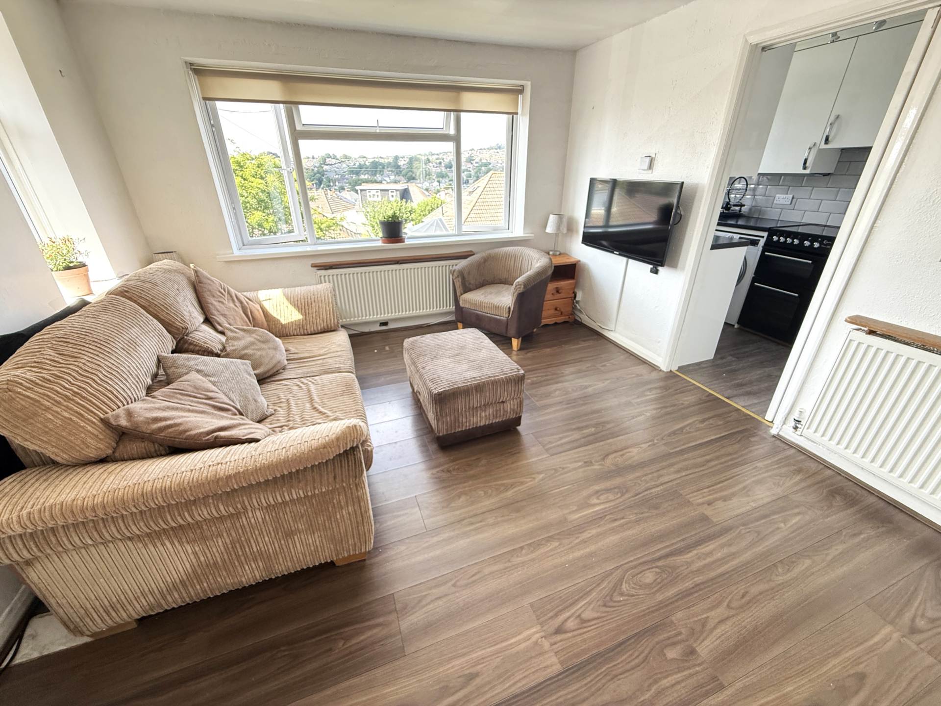 Additional Property Image 2 bedroom Flat for sale in Exmouth 2