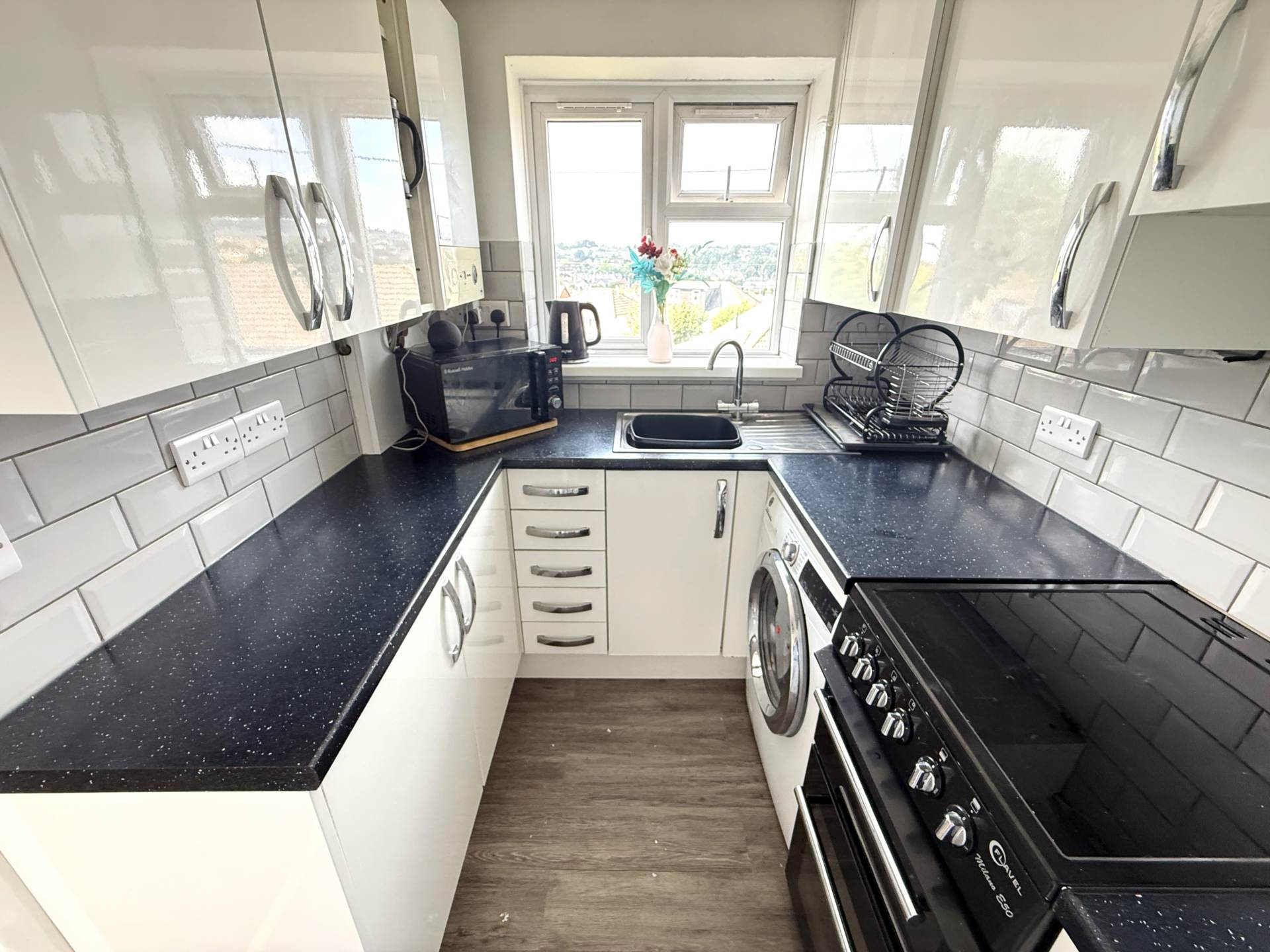 Additional Property Image 2 bedroom Flat for sale in Exmouth 3
