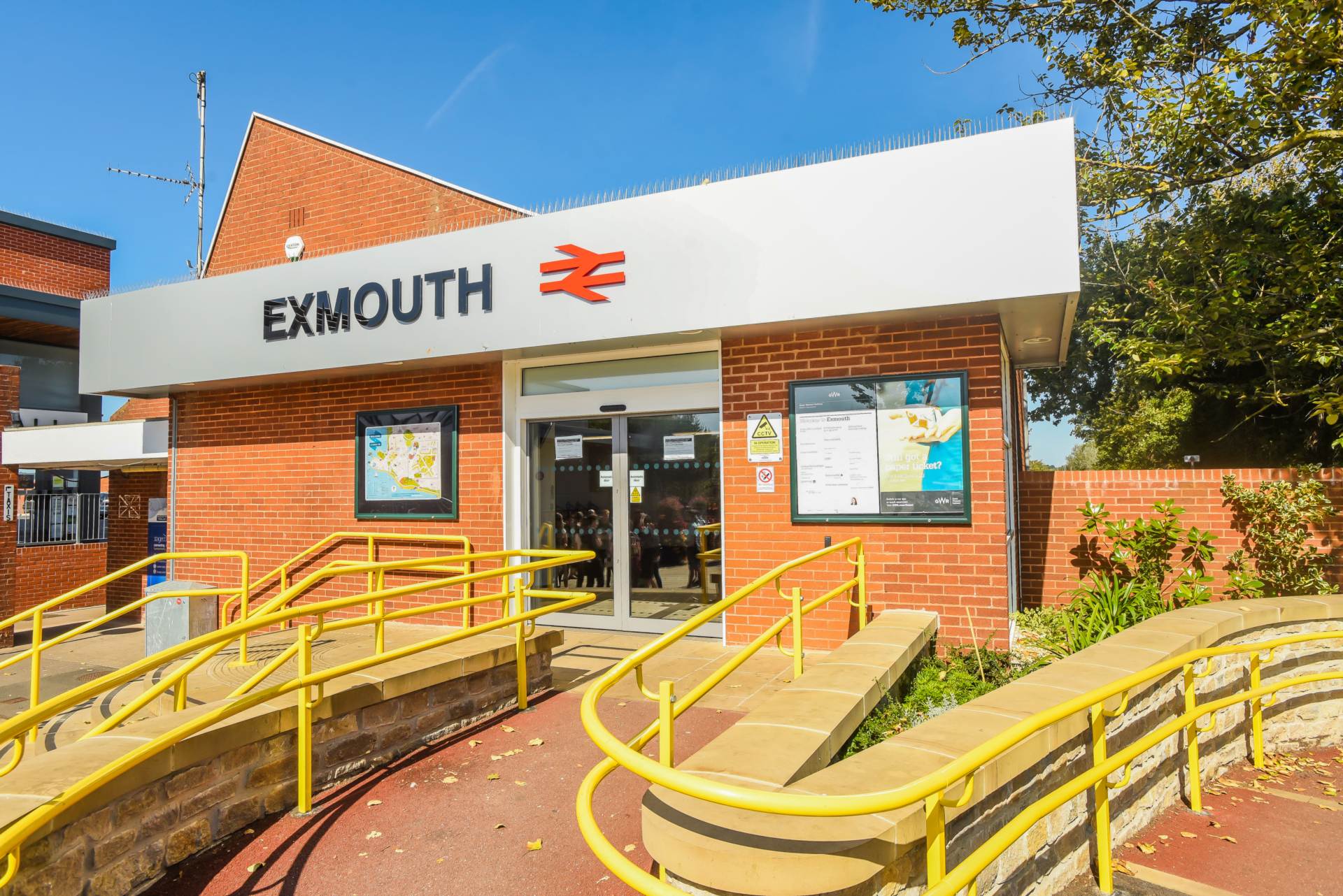 Additional Property Image 2 bedroom Flat for sale in Exmouth 11