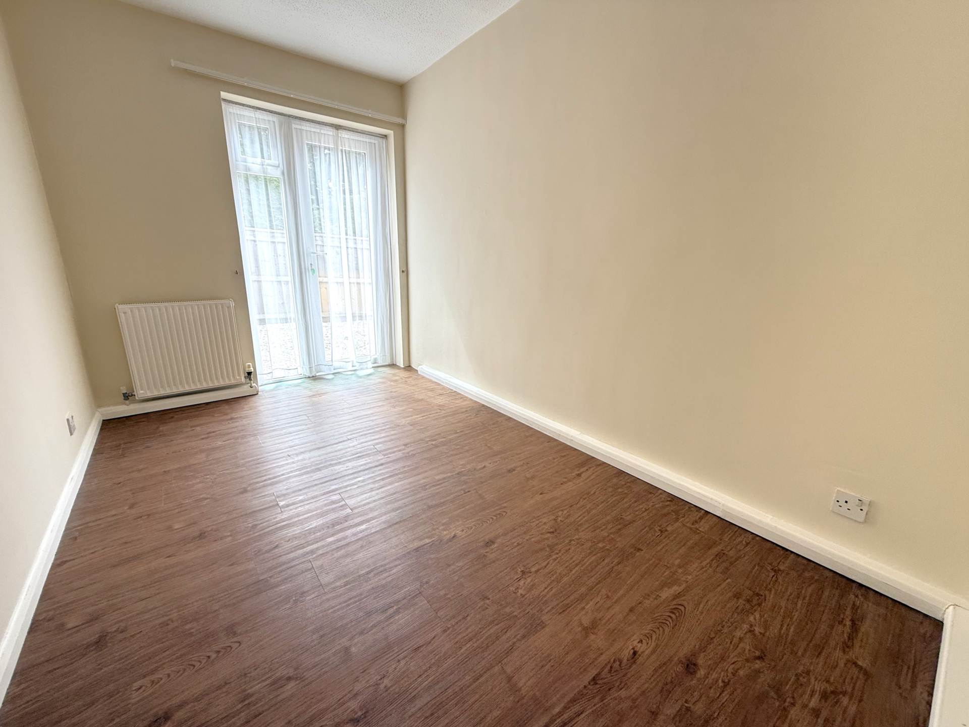 Additional Property Image 2 bedroom Flat for sale in Exmouth 7