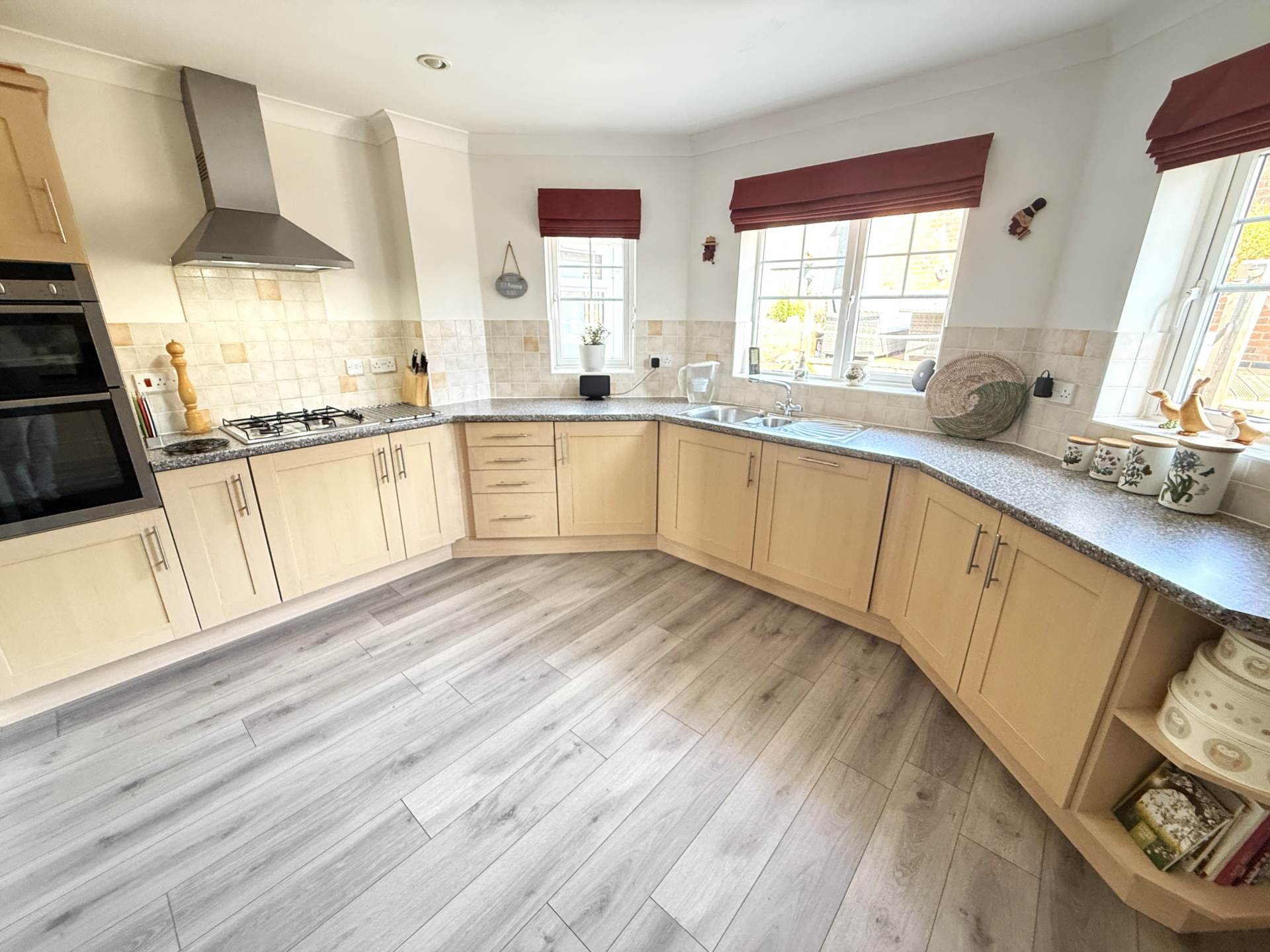 Additional Property Image 5 bedroom Detached for sale in Exmouth 2