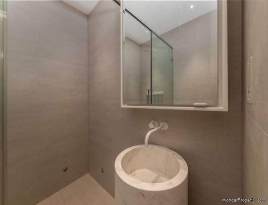 Additional Property Image 2 bedroom Flat to rent in London 8