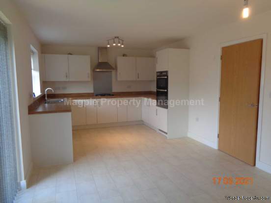 Additional Property Image 4 bedroom Detached to rent in Rushden 6