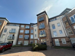 2 bedroom Apartment to rent in St Neots