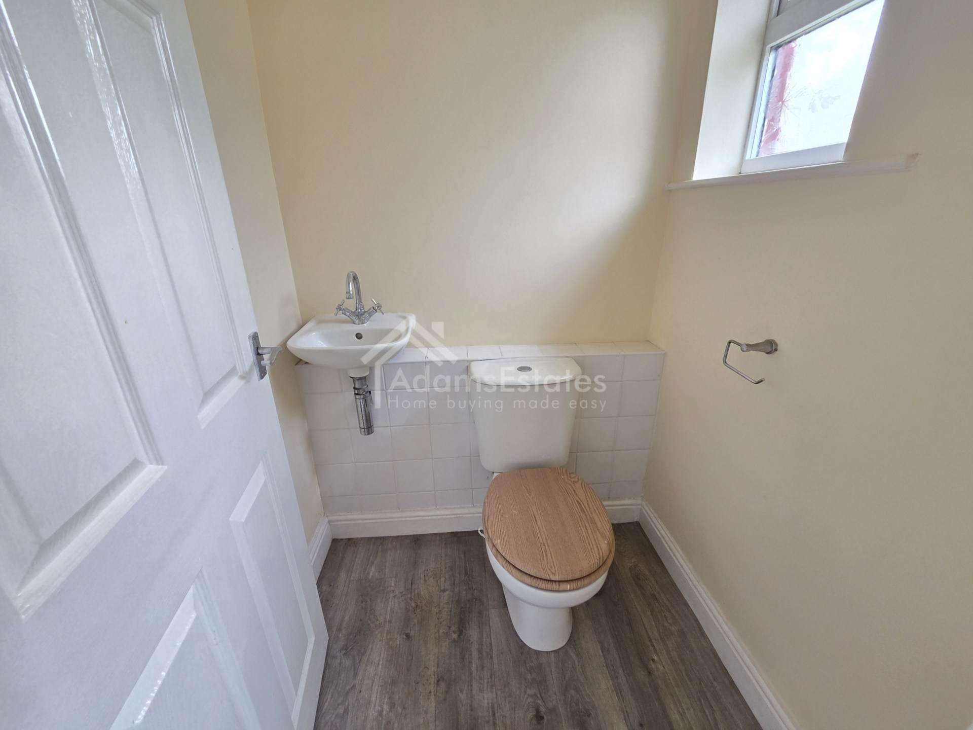 Additional Property Image 3 bedroom Semi Detached to rent in Dewsbury 7